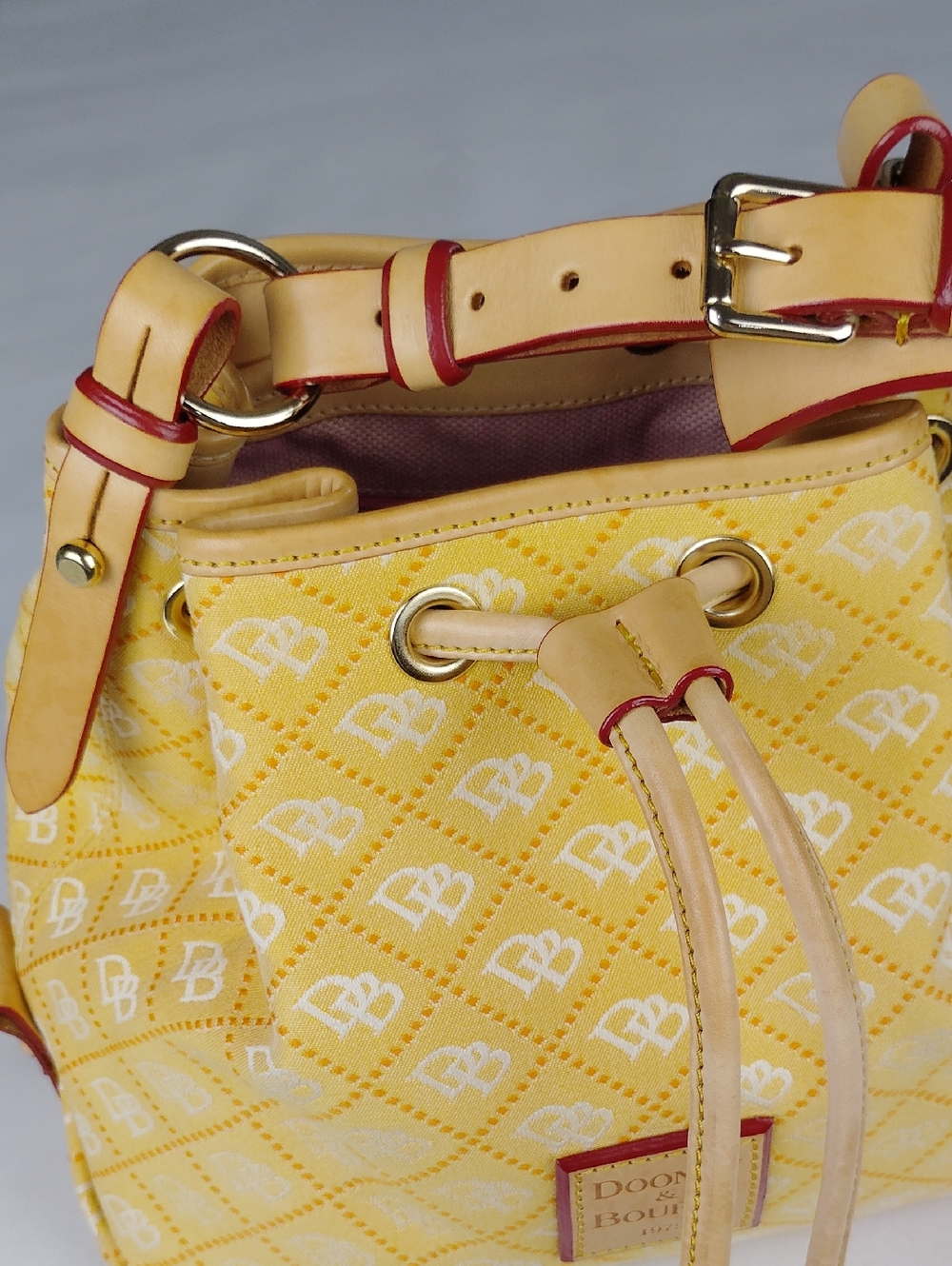 Dooney & Bourke Drawstring Slouch Handbag. - Picture 6 of 16